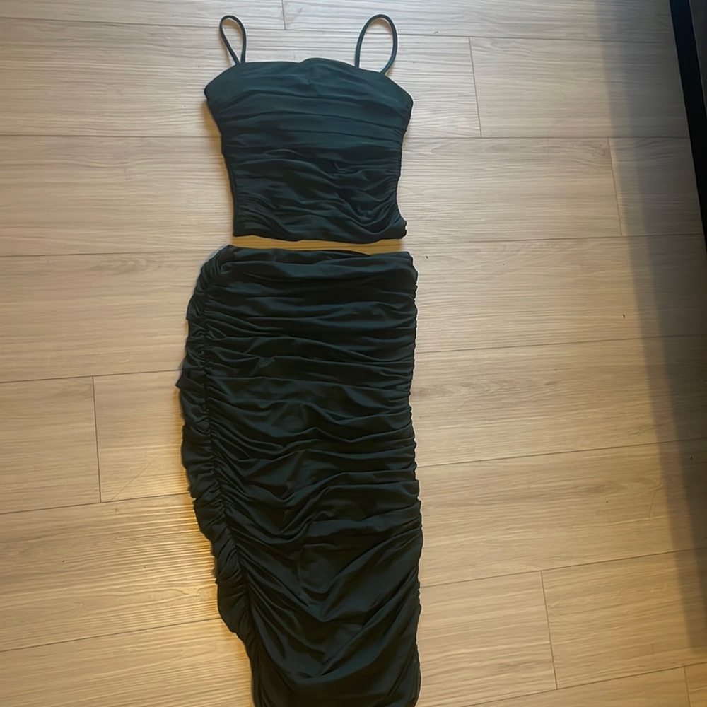 Body contour matching set